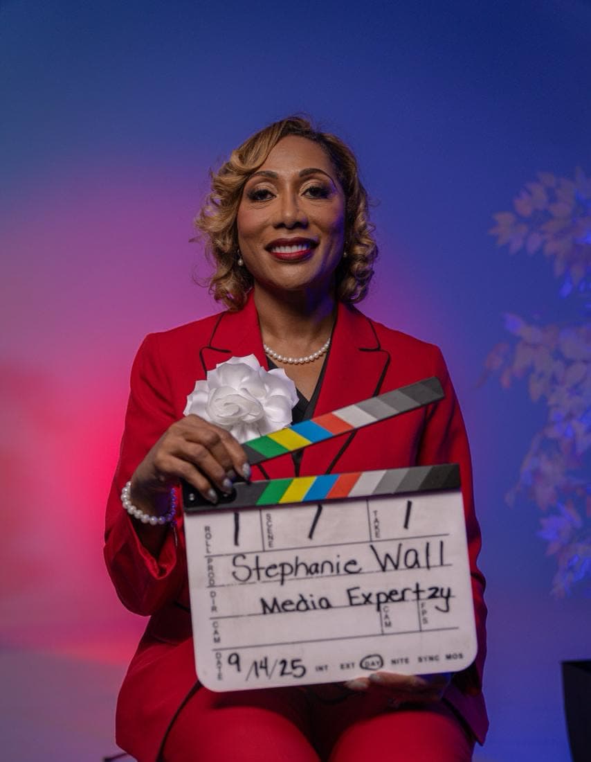 Dr. Stephanie on a media set